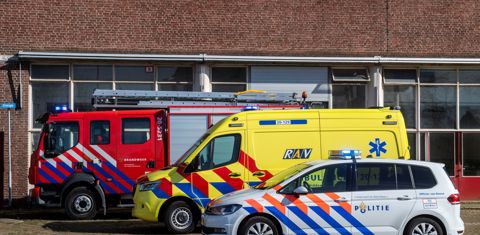 Auto van brandweer, ambulance en politie